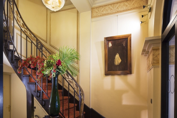 Hotel Raspail Montparnasse